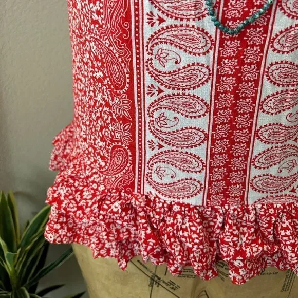 Ava Christine Red White Paisley Floral Ruffle Hem Sleeveless Blouse sz XS - Picture 3 of 9